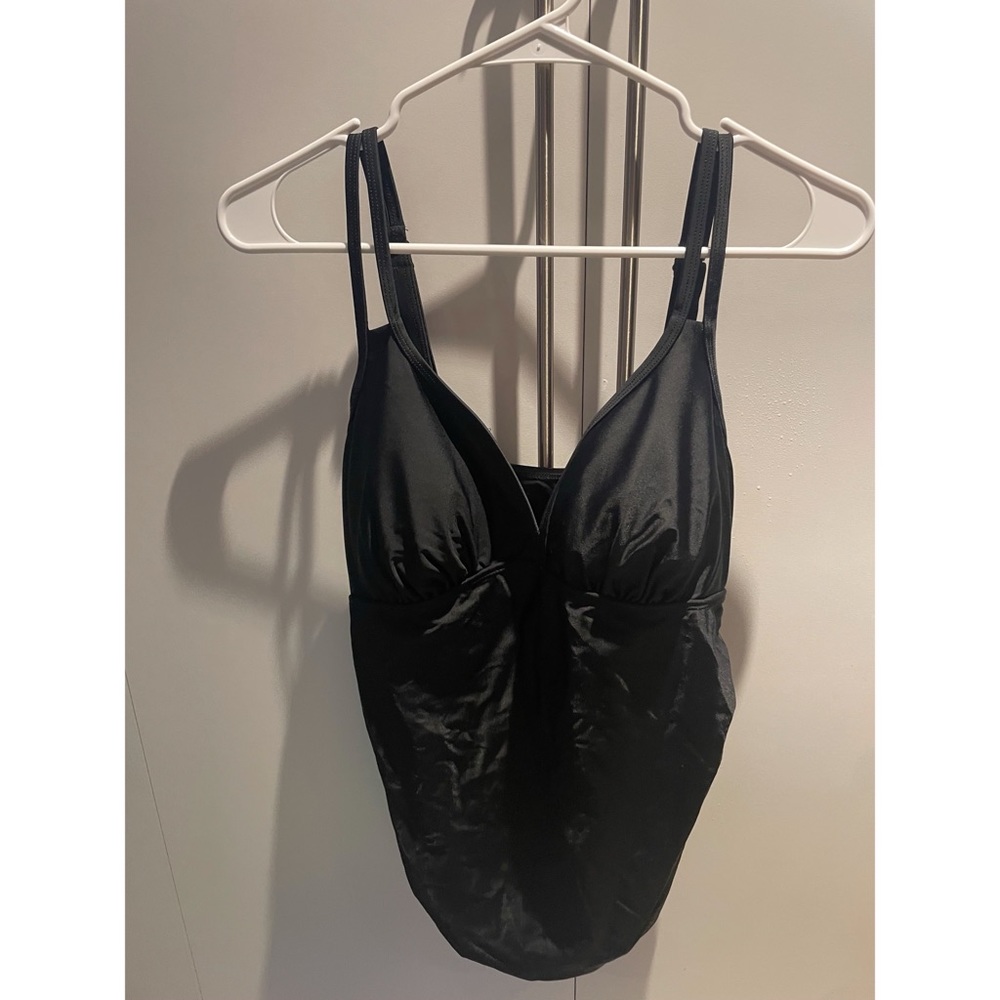 SALE✨Thyme Maternity Swim TANK